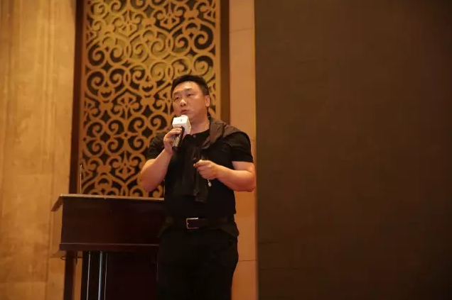 1493693561121547.png blob.png